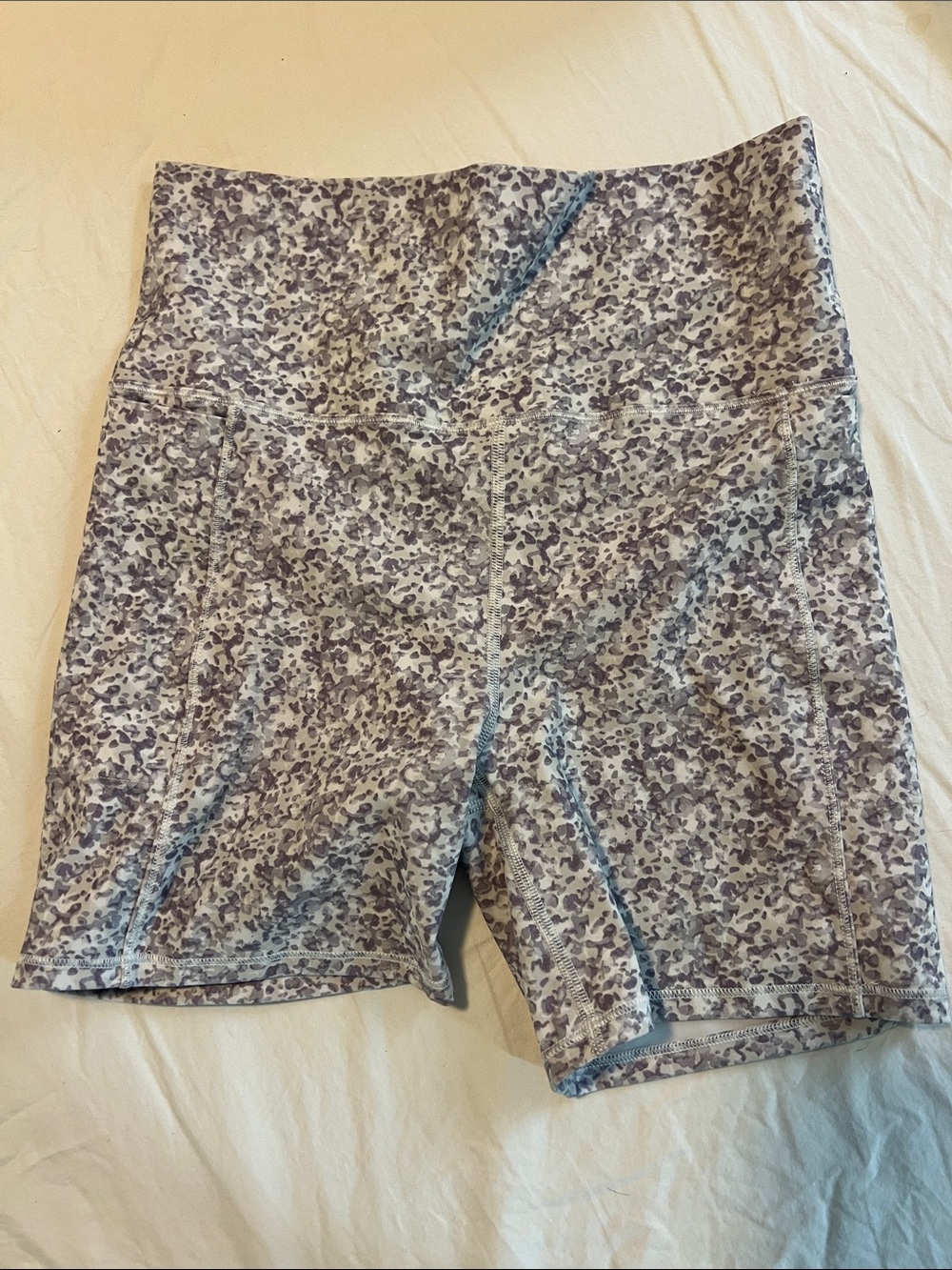 Vuori biker shorts, white and grey floral